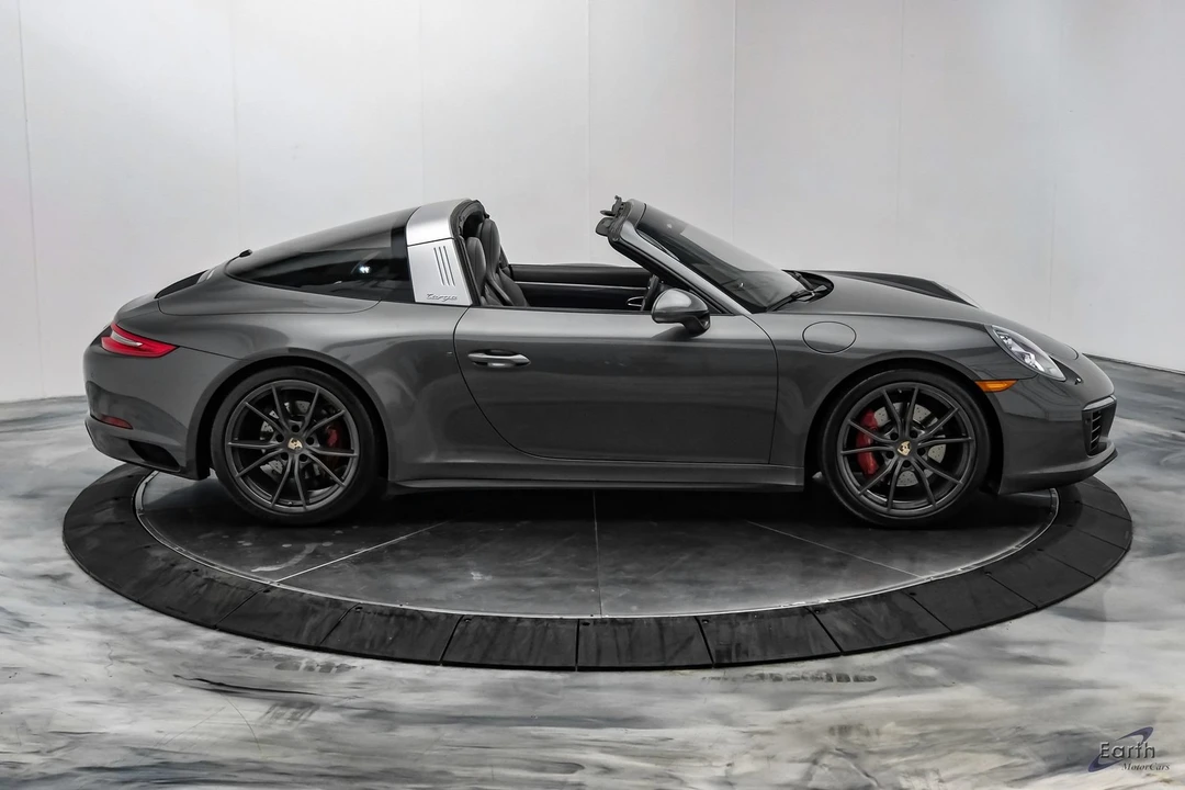 2017 Porsche 991 Targa 4 & 4S - Image 24 of 31