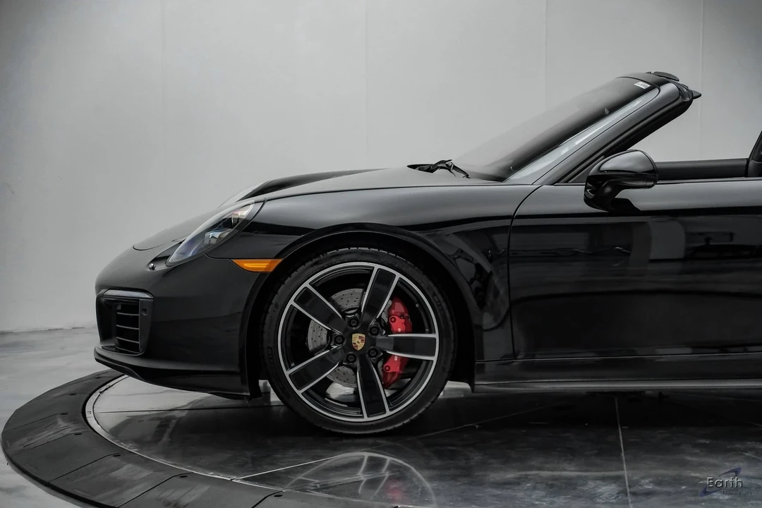 2017 Porsche 991 Targa 4 & 4S - Image 7 of 21
