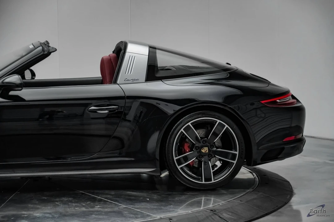 2017 Porsche 991 Targa 4 & 4S - Image 8 of 21