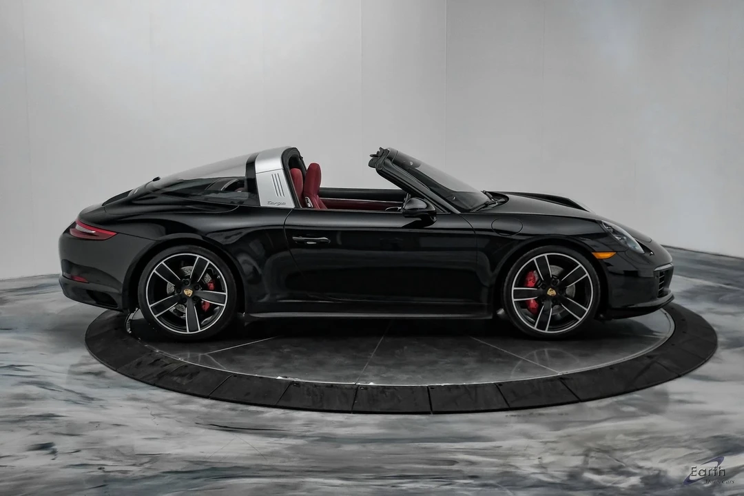 2017 Porsche 991 Targa 4 & 4S - Image 18 of 21