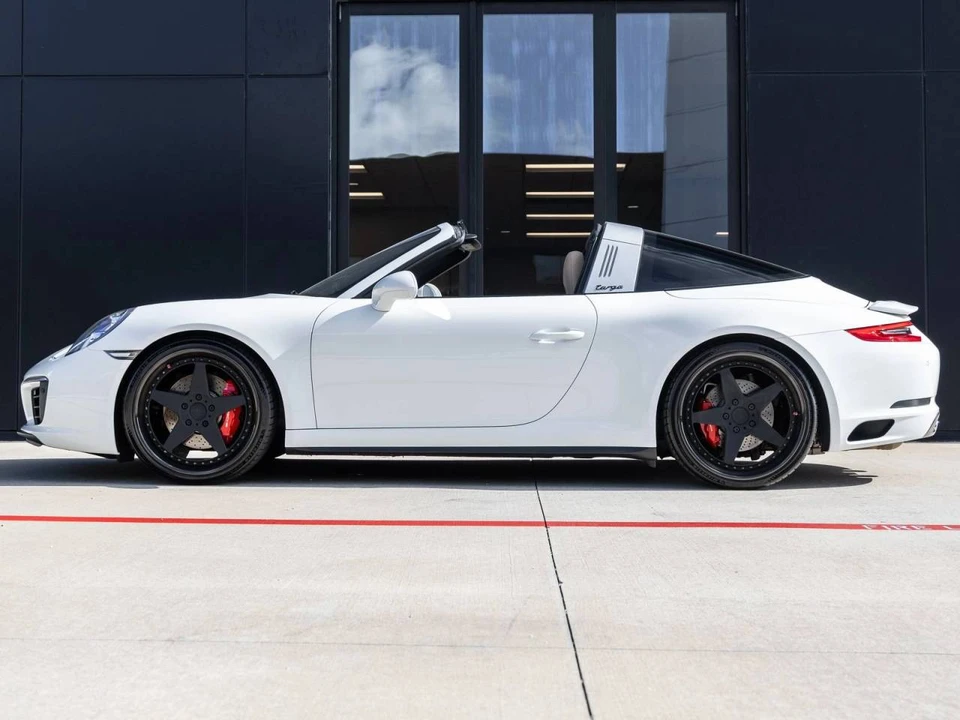 2017 Porsche 991 Targa 4 & 4S - Image 2 of 5