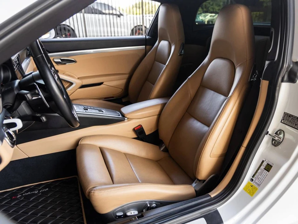 2017 Porsche 991 Targa 4 & 4S - Image 5 of 5