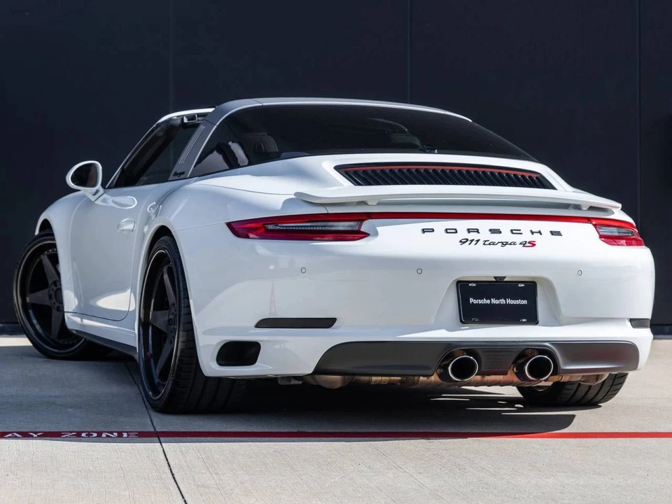 2017 Porsche 991 Targa 4 & 4S - Image 3 of 5