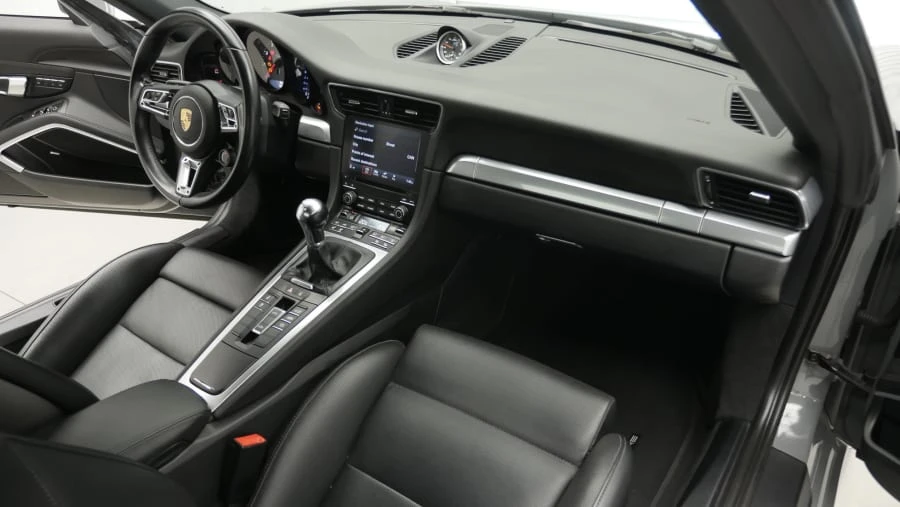 2017 Porsche 991 Targa 4 & 4S - Image 4 of 6