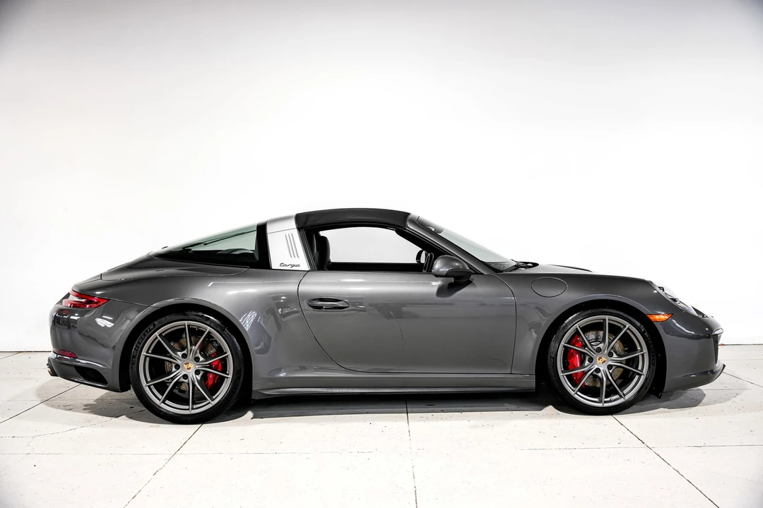 2017 Porsche 991 Targa 4 & 4S - Image 2 of 12