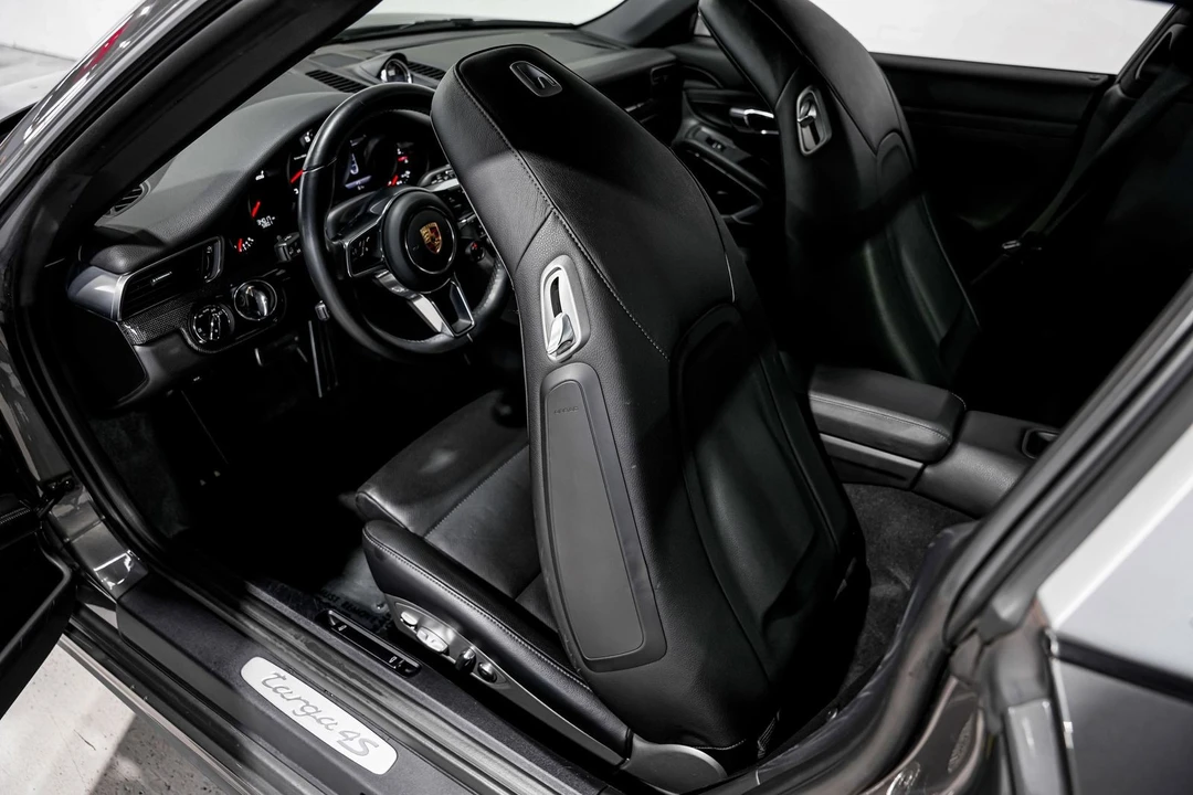 2017 Porsche 991 Targa 4 & 4S - Image 21 of 31