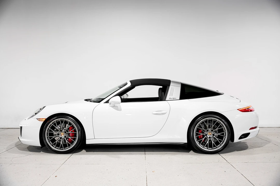 2017 Porsche 991 Targa 4 & 4S - Image 7 of 12