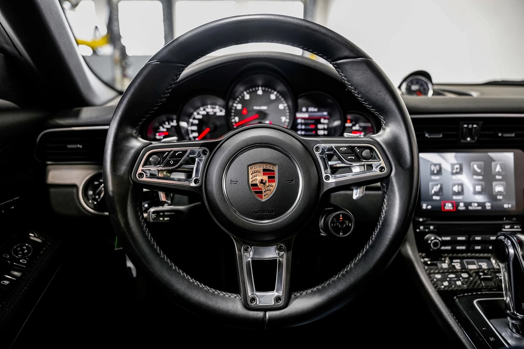 2017 Porsche 991 Targa 4 & 4S - Image 10 of 21
