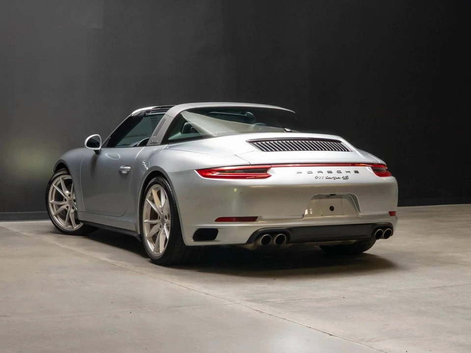 2017 Porsche 991 Targa 4 & 4S - Image 3 of 5