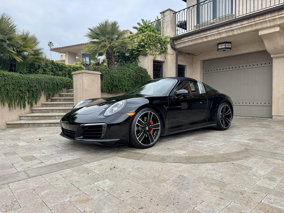 2017 Porsche 991 Targa 4 & 4S - Image 3 of 31