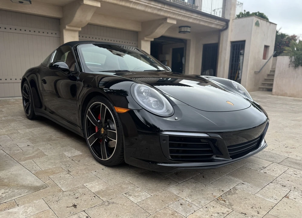2017 Porsche 991 Targa 4 & 4S - Image 8 of 31