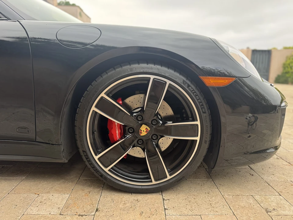 2017 Porsche 991 Targa 4 & 4S - Image 27 of 31