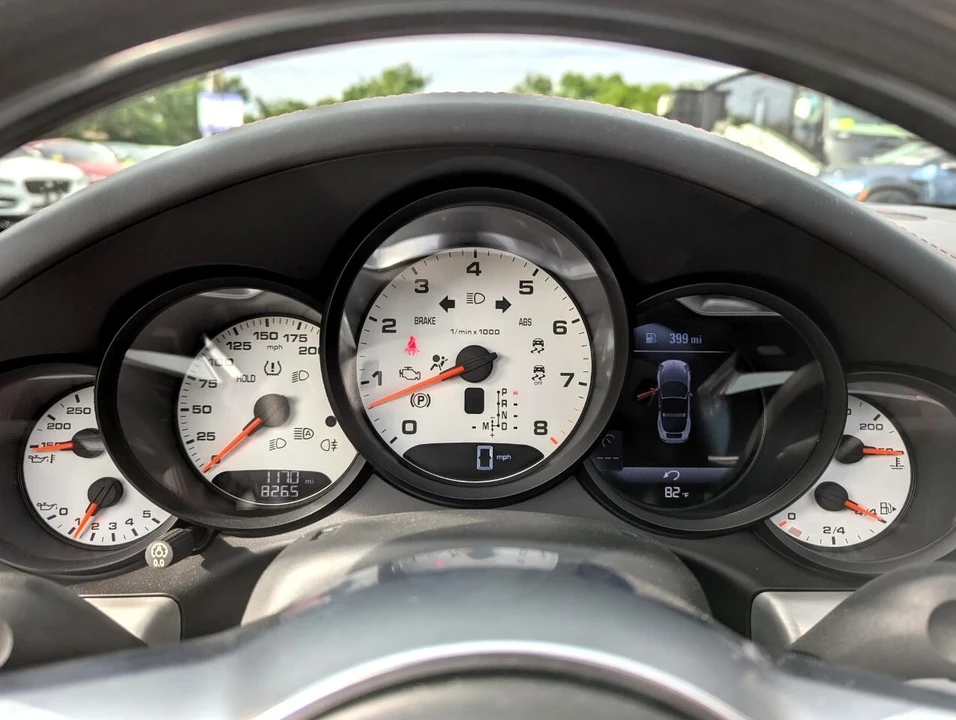 2017 Porsche 991 Targa 4 & 4S - Image 17 of 21