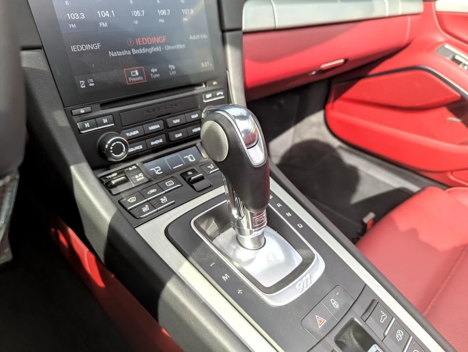 2017 Porsche 991 Targa 4 & 4S - Image 20 of 21