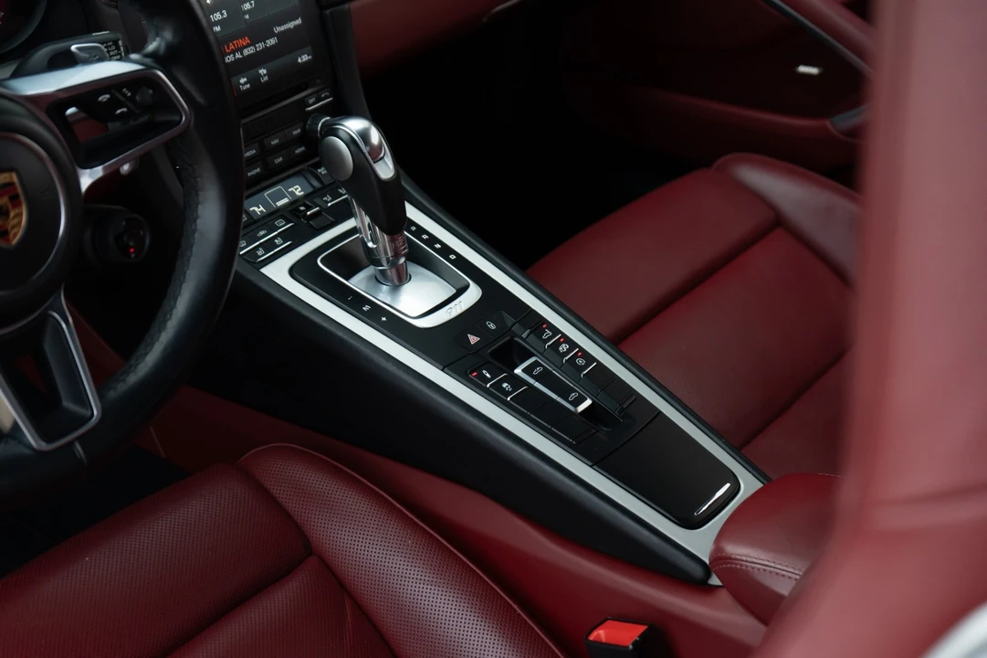 2017 Porsche 991 Targa 4 & 4S - Image 20 of 31
