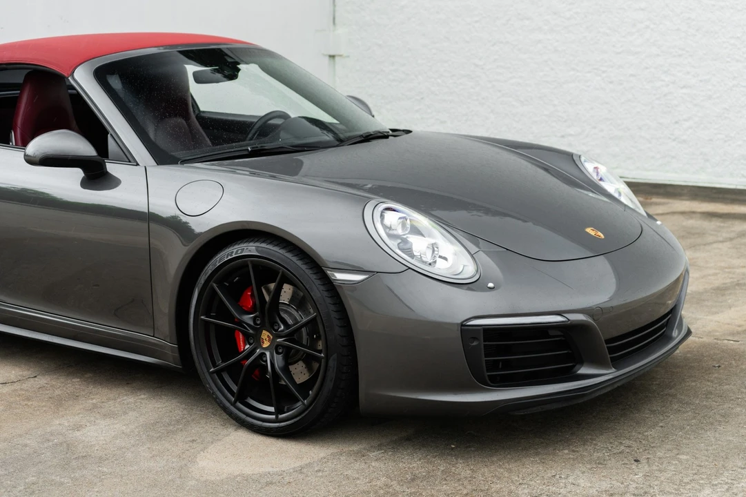 2017 Porsche 991 Targa 4 & 4S - Image 15 of 31