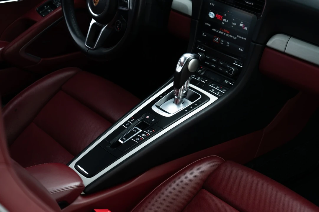 2017 Porsche 991 Targa 4 & 4S - Image 21 of 31