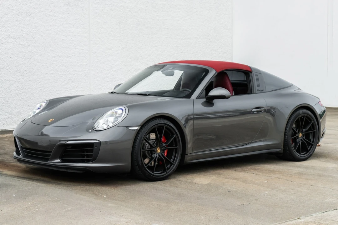 2017 Porsche 991 Targa 4 & 4S - Image 9 of 31