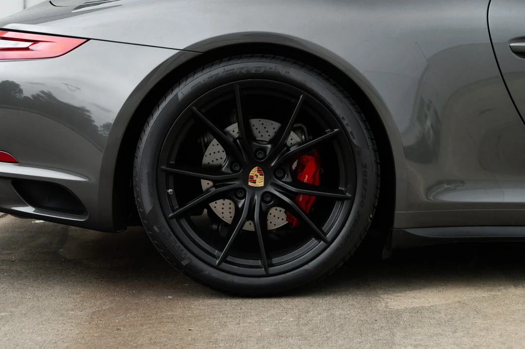 2017 Porsche 991 Targa 4 & 4S - Image 30 of 31