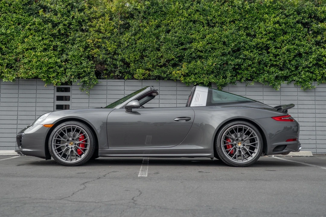2017 Porsche 991 Targa 4 & 4S - Image 21 of 21