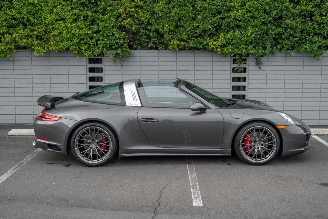 2017 Porsche 991 Targa 4 & 4S - Image 5 of 21