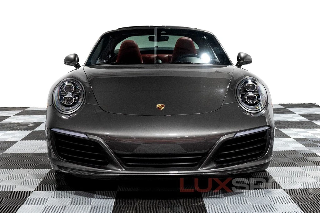 2017 Porsche 991 Targa 4 & 4S - Image 8 of 12