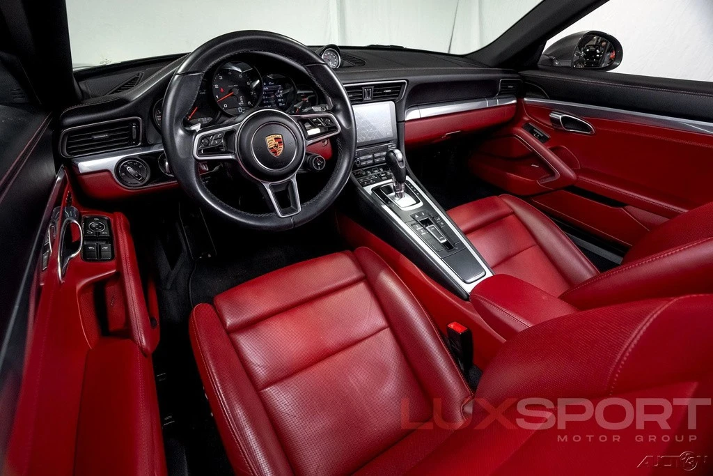 2017 Porsche 991 Targa 4 & 4S - Image 18 of 21