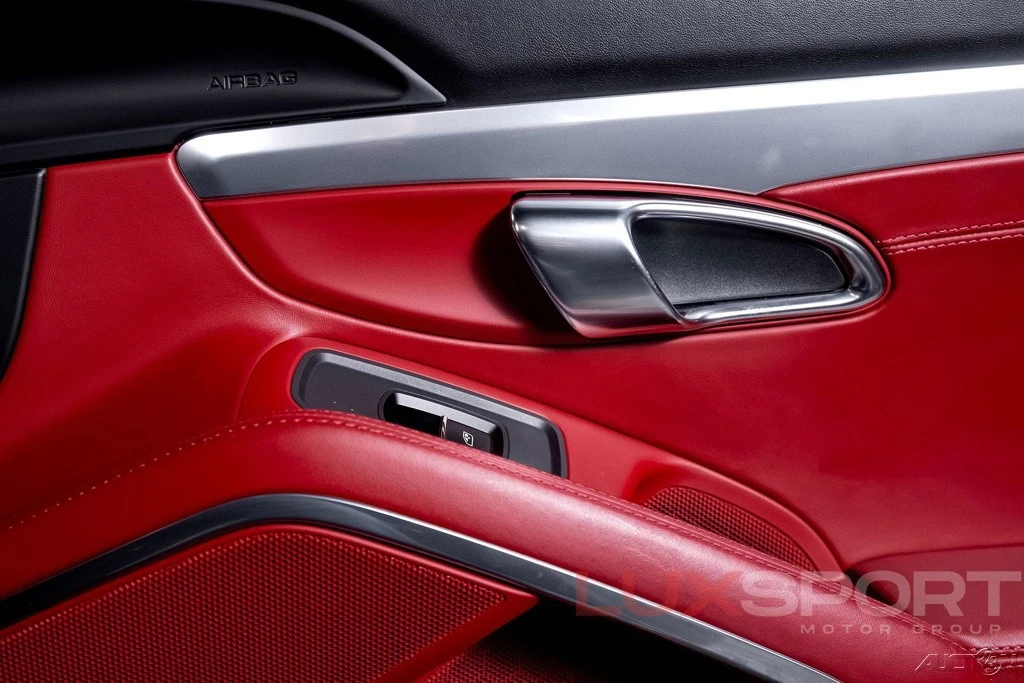 2017 Porsche 991 Targa 4 & 4S - Image 15 of 21