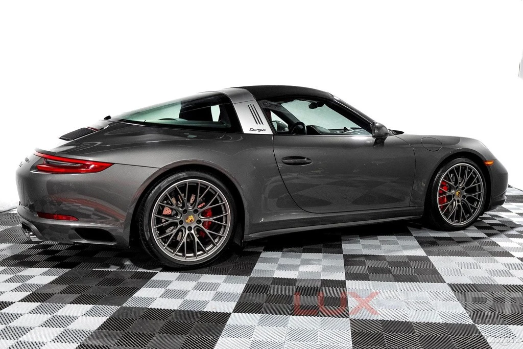 2017 Porsche 991 Targa 4 & 4S - Image 5 of 12