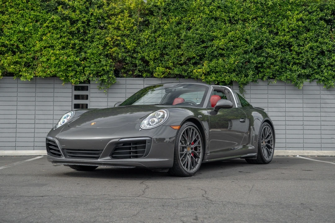 2017 Porsche 991 Targa 4 & 4S - Image 19 of 21