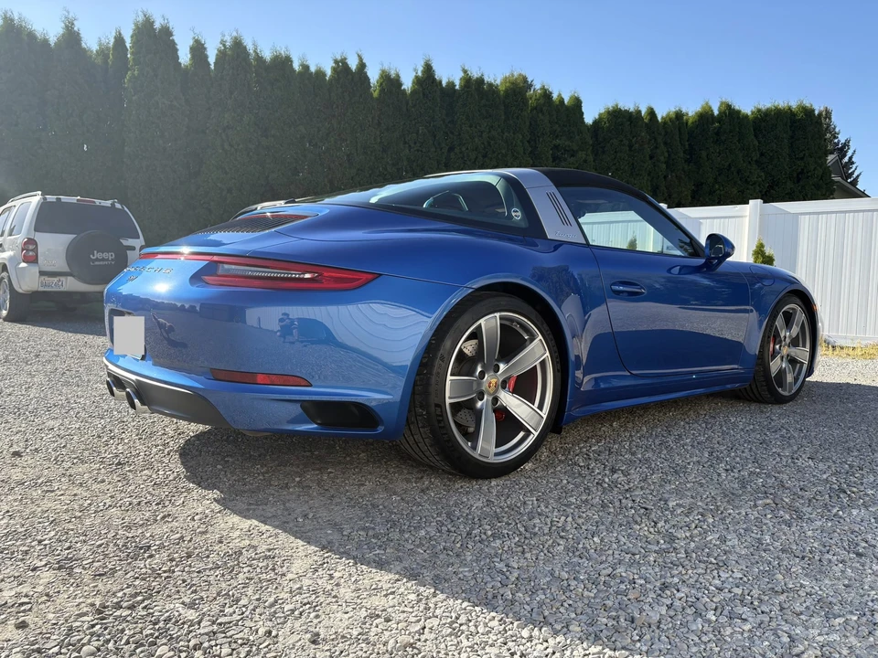 2017 Porsche 991 Targa 4 & 4S - Image 7 of 31