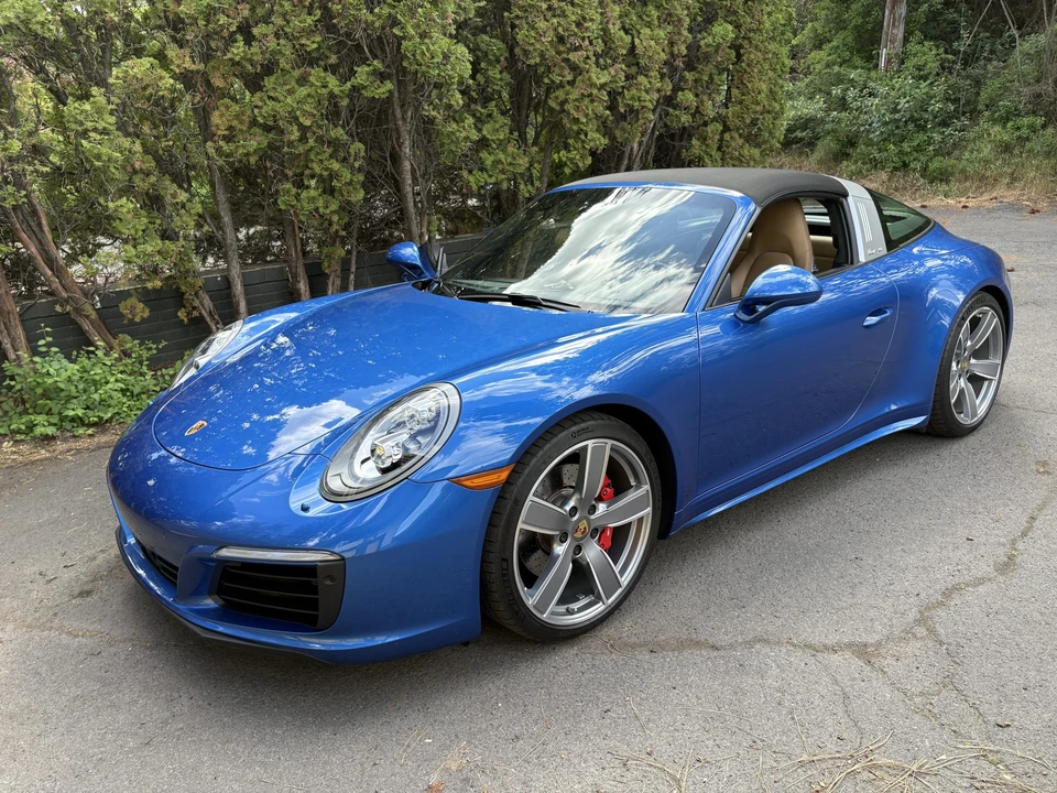 2017 Porsche 991 Targa 4 & 4S - Image 2 of 31