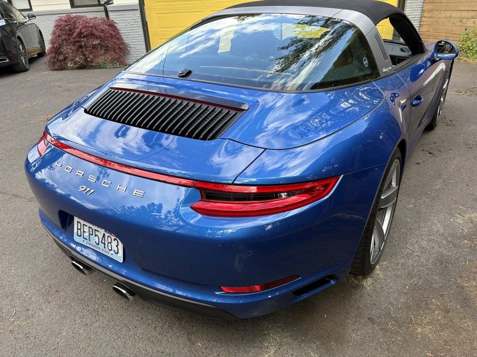 2017 Porsche 991 Targa 4 & 4S - Image 9 of 31