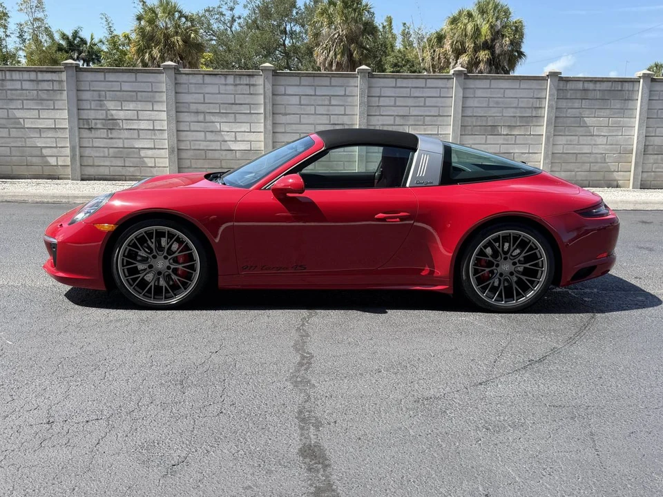 2017 Porsche 991 Targa 4 & 4S - Image 2 of 5