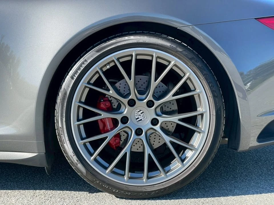 2017 Porsche 991 Targa 4 & 4S - Image 15 of 20