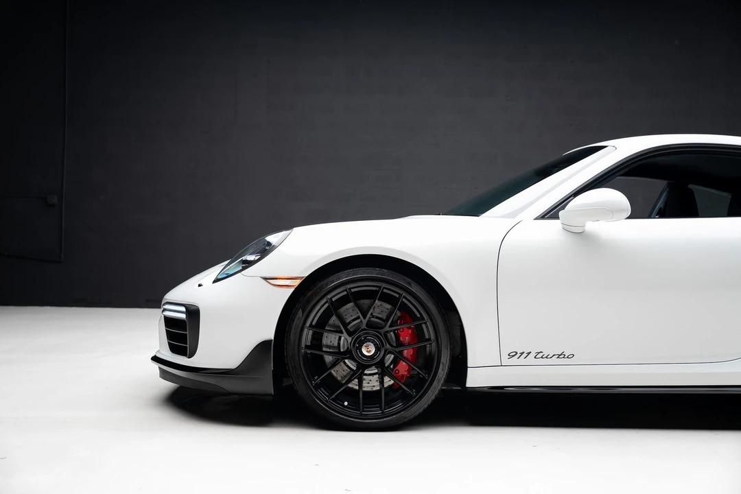 2017 Porsche 991 Turbo - Image 19 of 31