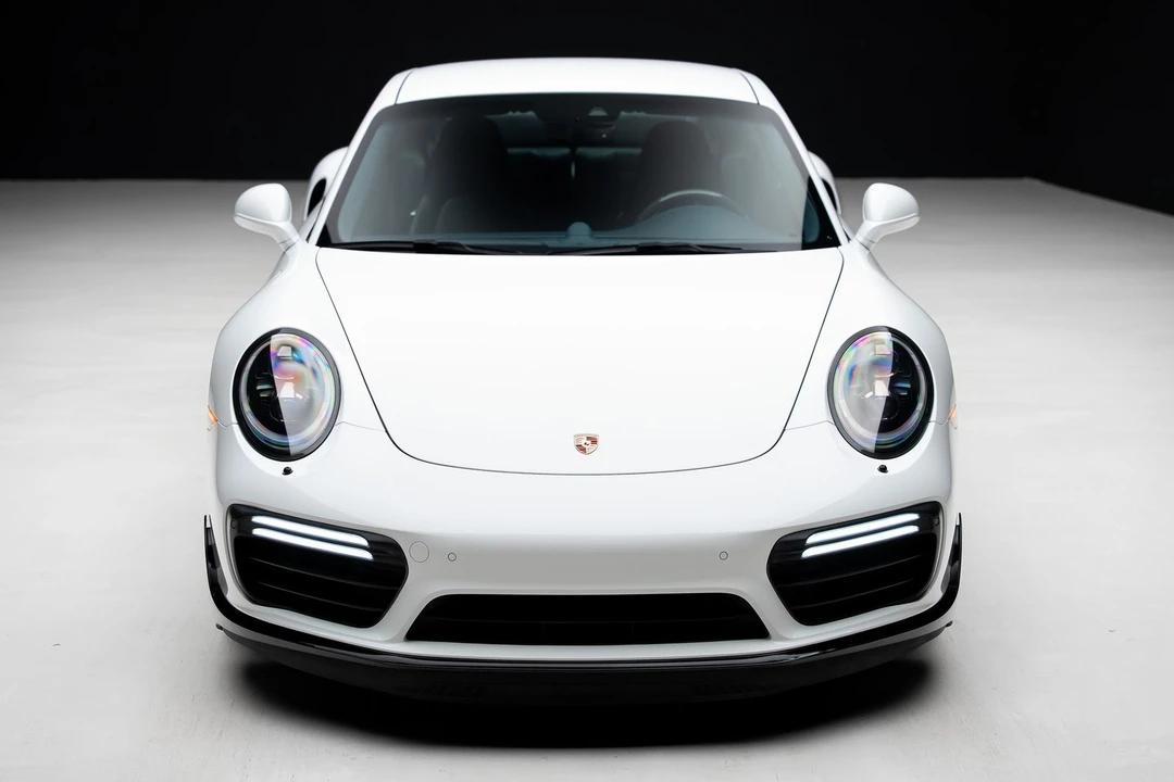2017 Porsche 991 Turbo - Image 6 of 31