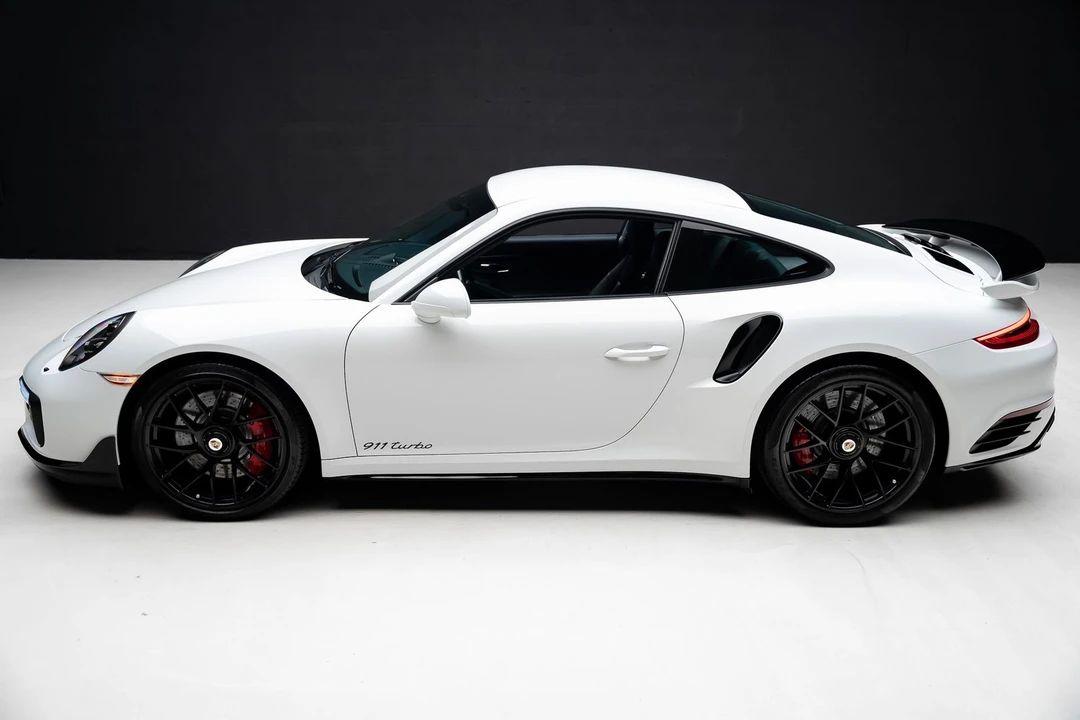2017 Porsche 991 Turbo - Image 17 of 31