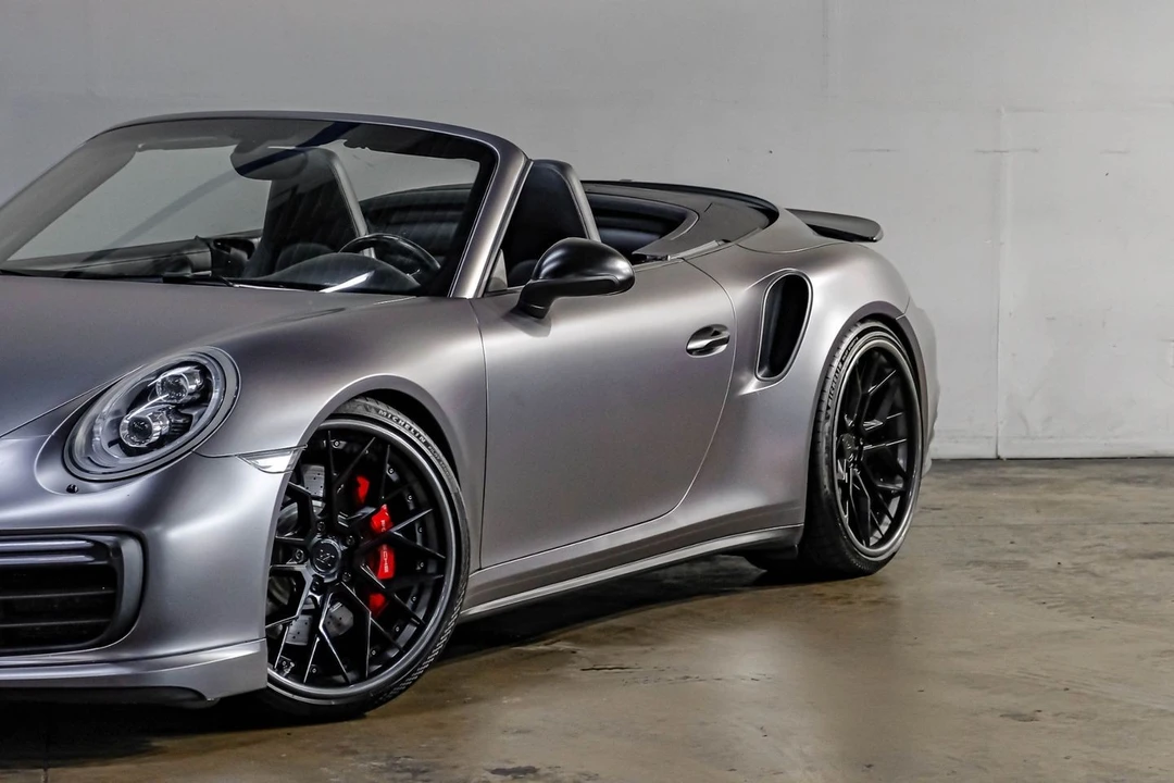 2017 Porsche 991 Turbo - Image 27 of 31
