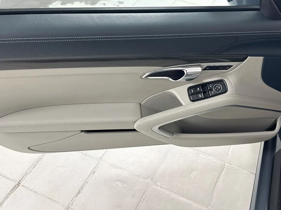2017 Porsche 991 Turbo - Image 15 of 27