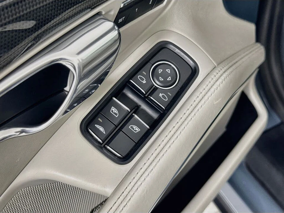 2017 Porsche 991 Turbo - Image 16 of 27