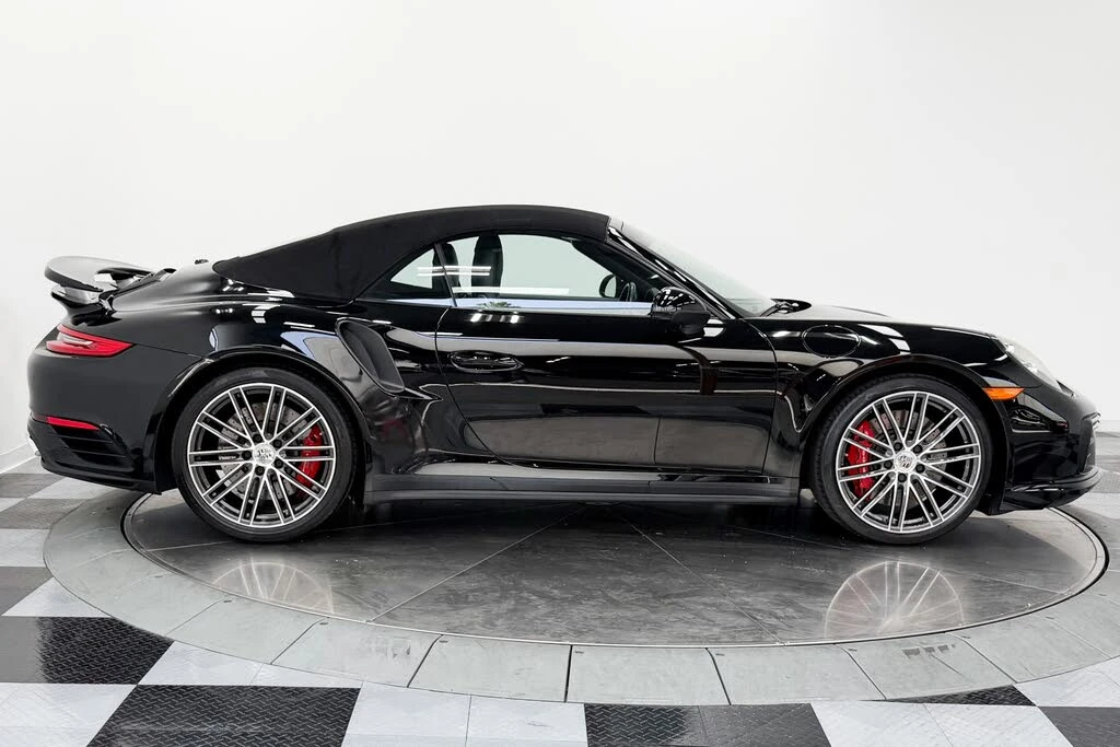 2017 Porsche 991 Turbo - Image 28 of 31