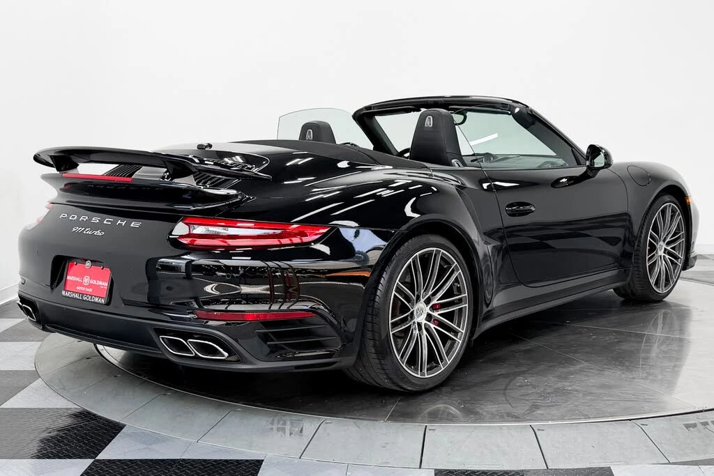 2017 Porsche 991 Turbo - Image 9 of 31