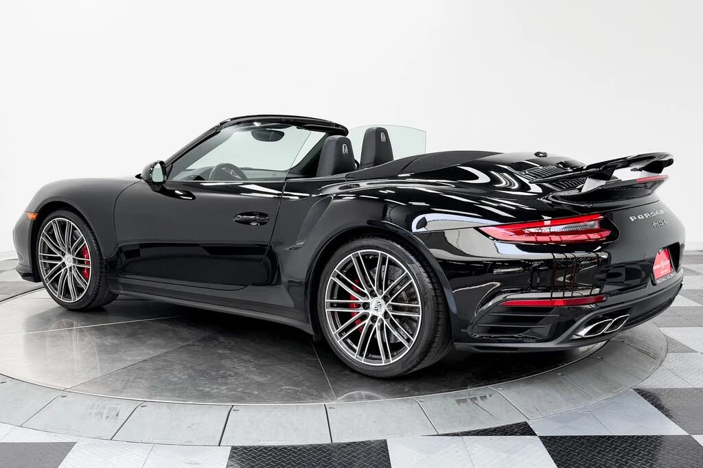 2017 Porsche 991 Turbo - Image 7 of 31