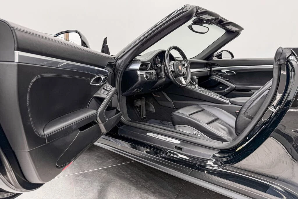 2017 Porsche 991 Turbo - Image 21 of 31