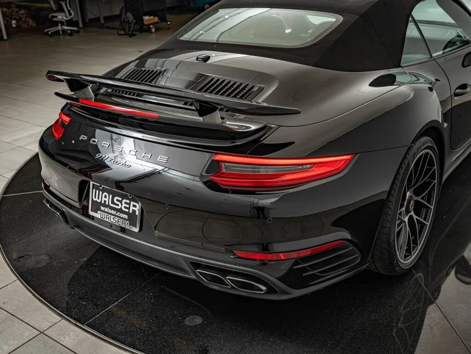 2017 Porsche 991 Turbo - Image 23 of 31