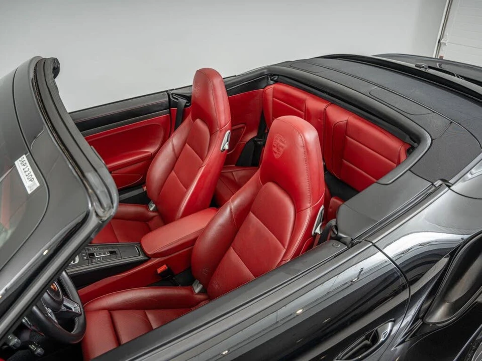 2017 Porsche 991 Turbo - Image 27 of 31