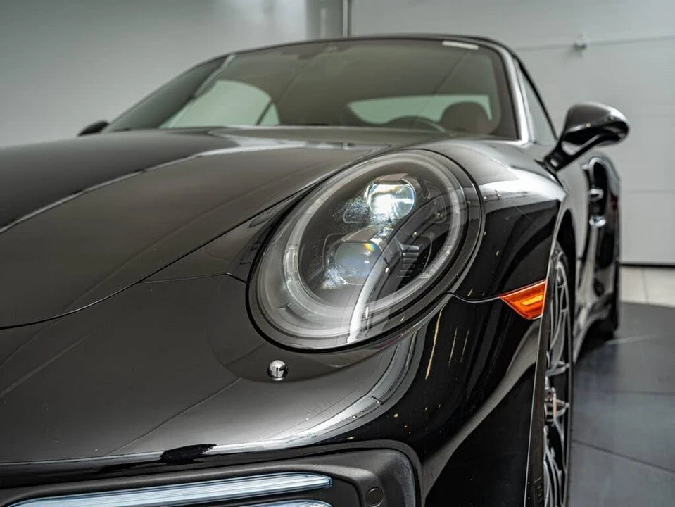 2017 Porsche 991 Turbo - Image 17 of 31