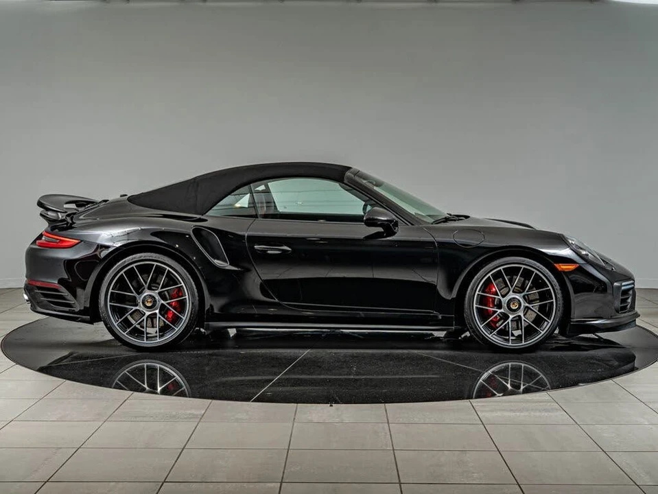 2017 Porsche 991 Turbo - Image 9 of 31