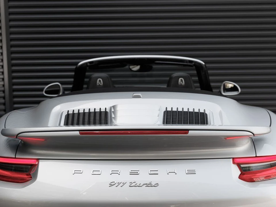 2017 Porsche 991 Turbo - Image 26 of 31
